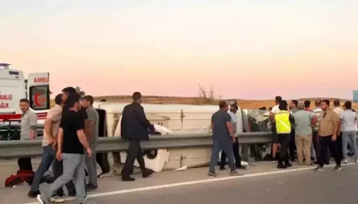 Afyonkarahisar’da feci kaza! 10 kişi yaralandı