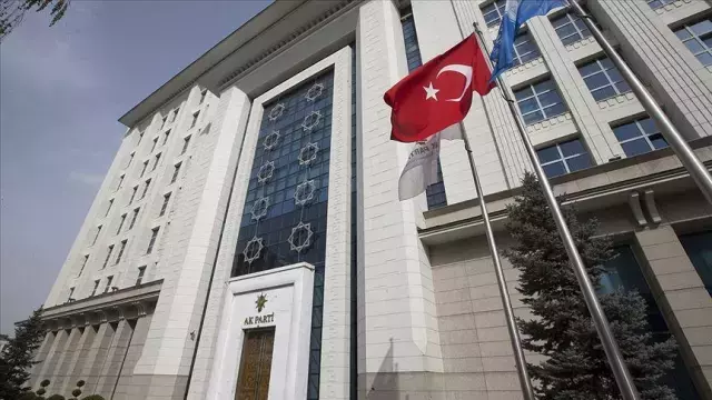 'Kesin ihraç' talebiyle disipline sevk edilen Mücahit Birinci, AK Parti'den istifa etti