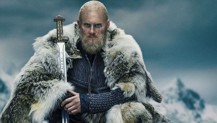 alexander ludwig yepyeni bir proje ile hayranlarinin karsisina cikmaya hazirlaniyor