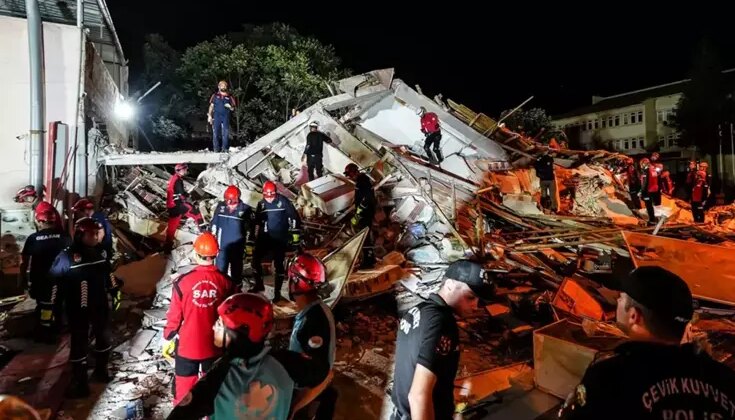 Balıkesir’deki 6.1 depremde gözaltına alınanlarla ilgili karar