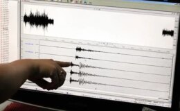 Beşik gibi! Balıkesir Sındırgı’da yine deprem oldu