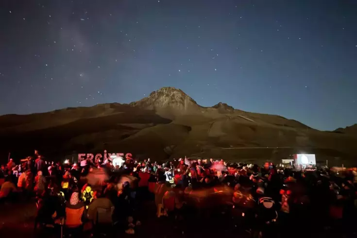 gokyuzu tutkunlari meteor yagmurunu kayseri nin 18941444 7525 amp