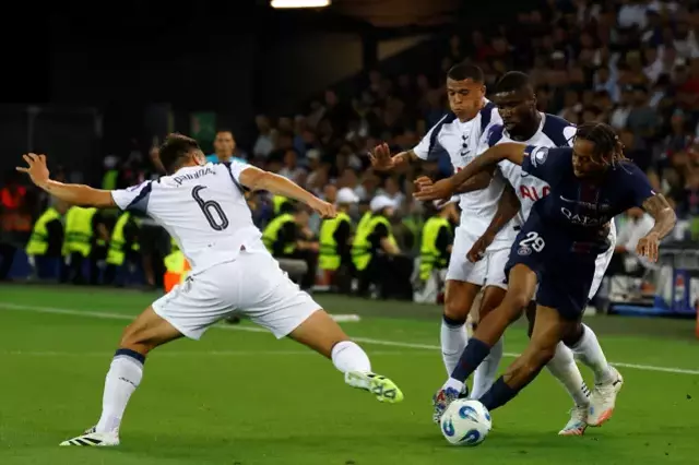 Süper Kupa'nın sahibi Paris Saint Germain