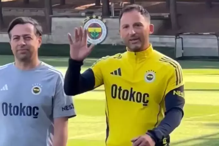 fener in yeni hocasi yillardir turkiye de oynayip 19033651 7286 amp