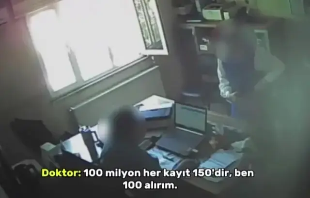 Doktorun para karşılığı sahte rapor pazarlığı saniye saniye kamerada