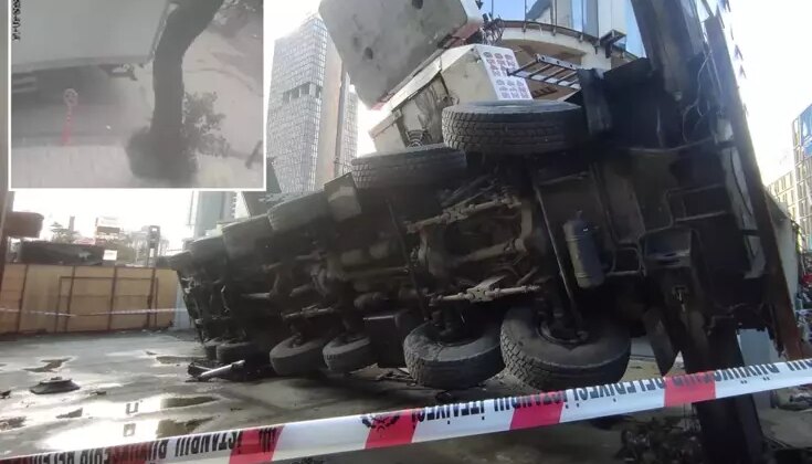 Rezidans inşaatında faciadan dönüldü! Vinç öğrenci yurduna devrildi