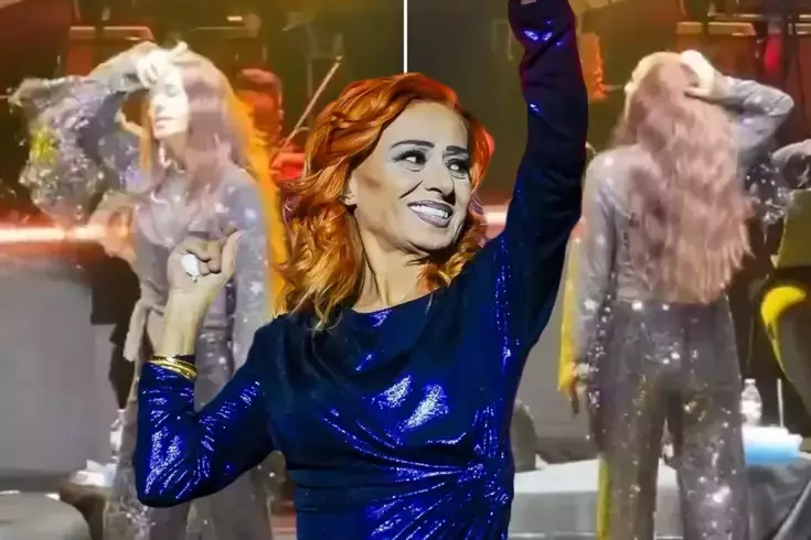 sahnede kendinden gecen yildiz tilbe perugunu 19116831 1990 amp