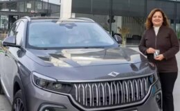 AK Parti’ye geçeceği iddia edilen CHP’li başkan, TOGG aldı