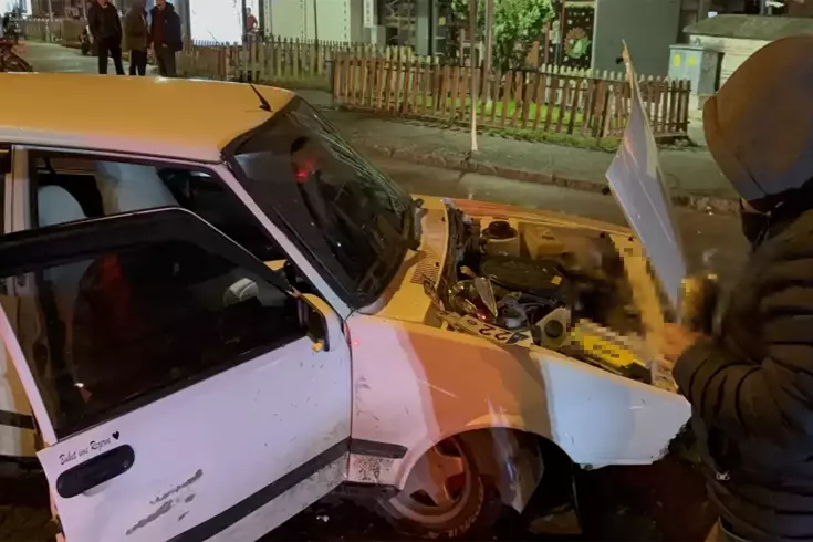 Alkollü ve ehliyetsiz kadın sürücü dehşet saçtı 3 alkollu ve ehliyetsiz kadin surucu dehset sacti 19335545 1872 amp