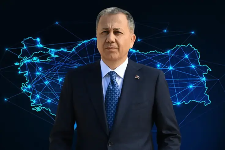 Bakan Yerlikaya duyurdu! 24 ilde siber operasyon, 204 şüpheli yakalandı 3 bakan yerlikaya duyurdu 24 ilde siber operasyon 19337389 9994 amp