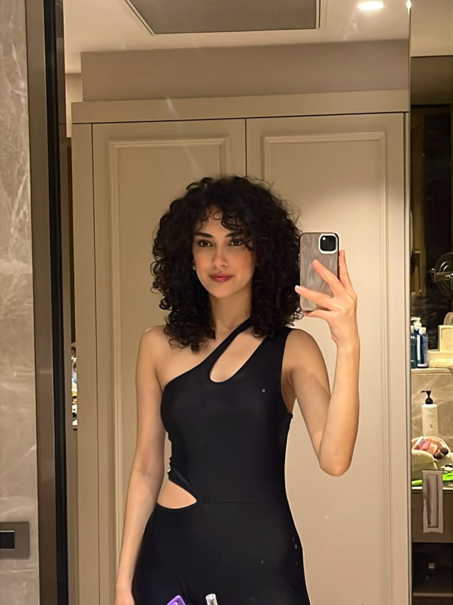 Yeni Azra Akın! 2025 T&uuml;rkiye G&uuml;zeli Sıla Saraydemir kimdir?